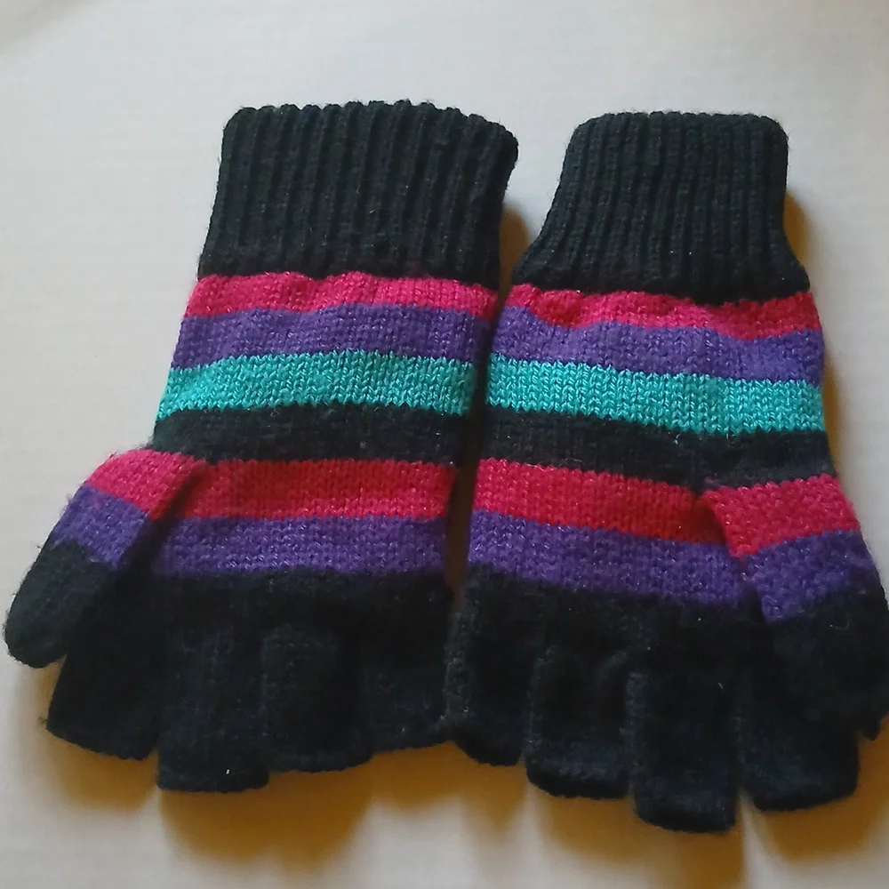 Nike Kids Girls Black and Multicolor Convertible Gloves GUC